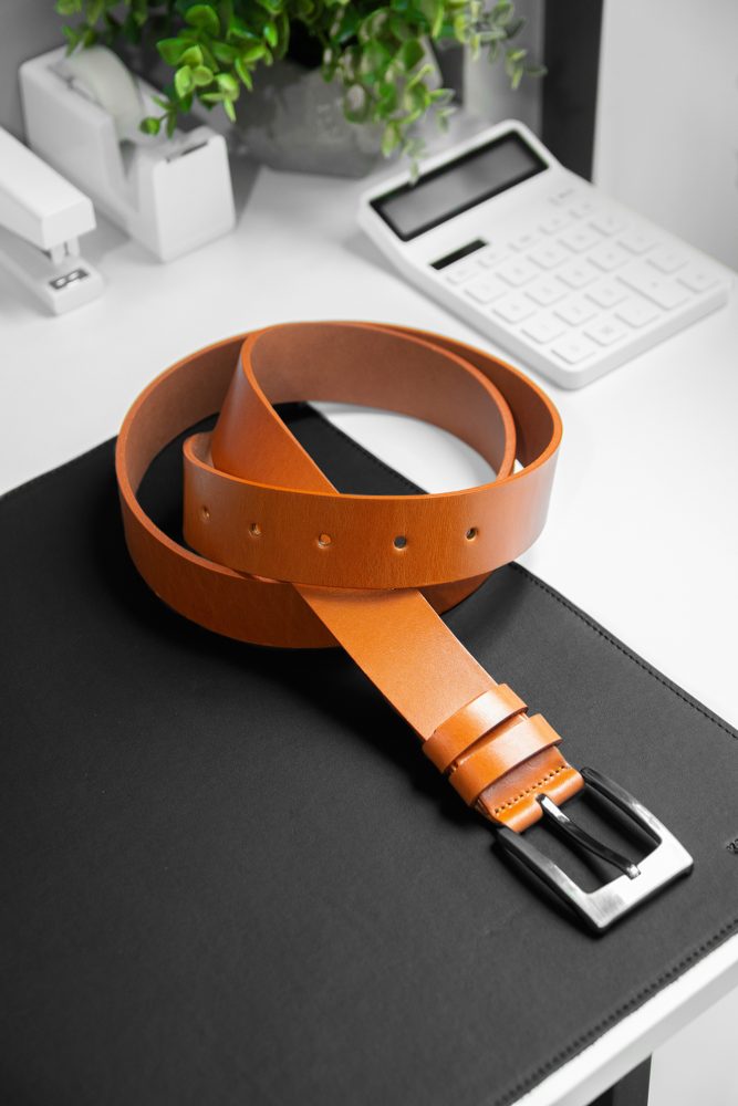 Classic leather belt