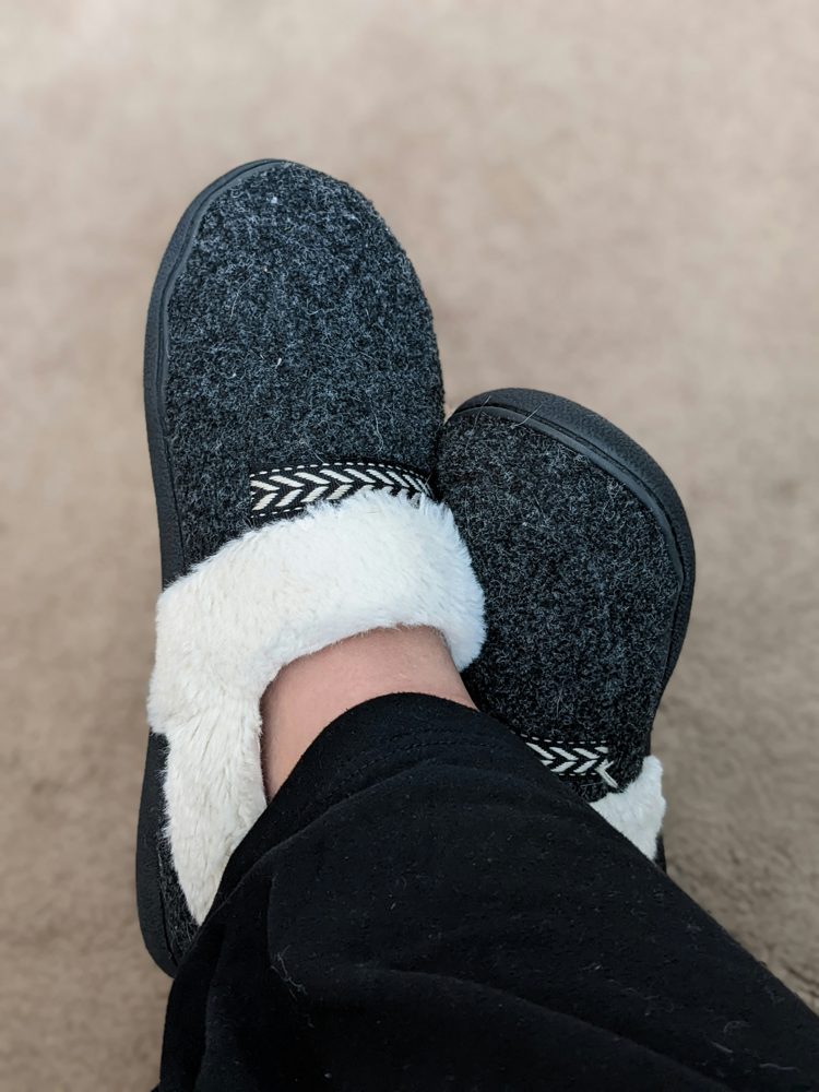 Memory foam slippers